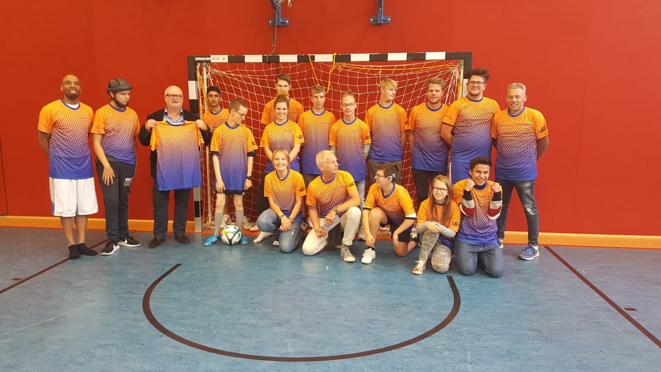 Mamre-Patmos-Schule aus Bethel Mamre-Patmos-Schule aus Bethel